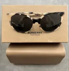 BURBERRY サングラス　BE4333F Aliceのサムネイル