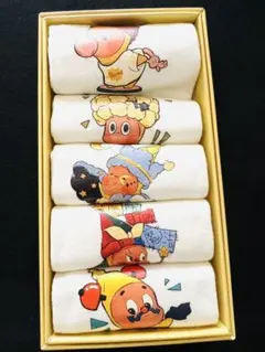 新品、 キッズ／レディース カートゥーンキャラクターソックス 5足セット