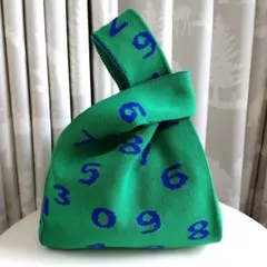 Item thumbnail for item eef4cf5c-c761-4144-b3fb-bc81ee62d1b7