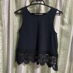 キャミソール　黒　Ｍ　✨美品✨