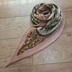 ロンシャンロゴ柄シルク100%スカーフ馬柄星柄ブラウン ロンシャンロゴ柄シルク100%スカーフ馬柄星柄ブラウン 楽天市場