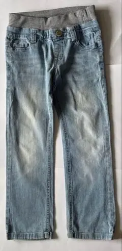 Item thumbnail for item 9035789a-b352-4412-a223-6ff2d822beff