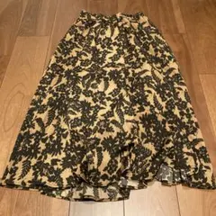 RADIATE ラディエイト レディース 葉柄 スカート