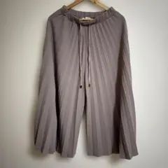 モカ プリーツ ワイドパンツ
