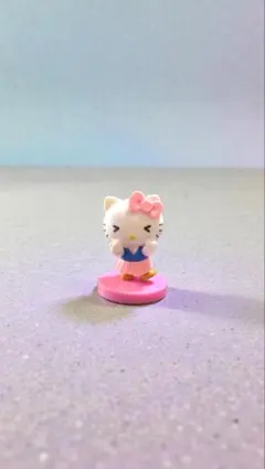 ハローキティコラボレーションチョコエッグ　指ハート　11