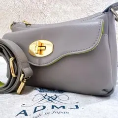 ✨極美品 希少✨ A.D.M.J トープ ショルダーバッグ グレー レザーのサムネイル