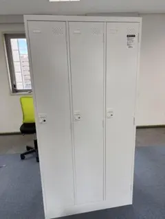 okamura オカムラ 3人用ロッカー 4573FZ-Z531 ② A2714 - メルカリ