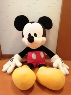 整理価格　美品　ミッキーマウス 　特大　ぬいぐるみ