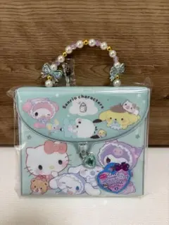 サンリオキャラクターズ　鍵付きシールコレクションバッグ