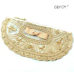 【ハンドメイド】刺繍リボン付きベージュポーチ