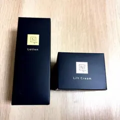 Nオーガニック Vie ローション ヒアルアップリフトクリーム セットのサムネイル
