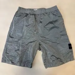 STONEISLAND ショートパンツ サイズ32 グリーン系？のサムネイル