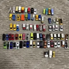 トミカ　まとめ売り　82台