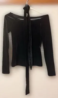Dazy ブラック オフショルダー トップス S ベロア