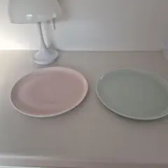 プレート 2枚セット ピンク・ライトブルー 食器のサムネイル