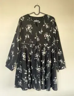 花柄フレアワンピース ミニ丈 GOGOSING