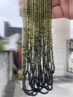 1906. グリーントルマリンボタンカット6本連売り - メルカリ