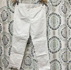 新品　UNIQLO ユニクロ クロップドパンツ　ホワイト　L 半端丈パンツ