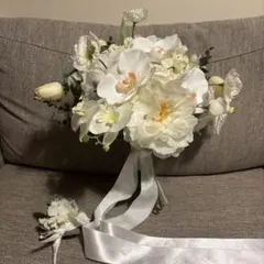 ウェディングブーケ　アーティシャルフラワーブーケ　ブートニア付き