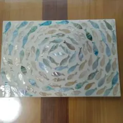 貝殻の魚モチーフ装飾品 約30cm x 20cmのサムネイル