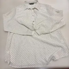 ドット柄長袖シャツ ホワイト