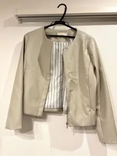 Item thumbnail for item b150f48a-ec1a-4c71-b3c2-5c78c50c142a