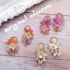 02　オリジナルハンドメイドチャーム　お花いっぱいチャーム