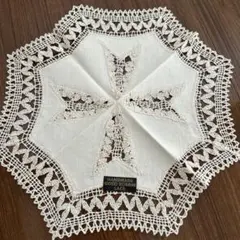 アンティークふわふわのベルギーボビンレース クロス ＆ヴィンテージ貝殻カード ○l-48/ボビンレースとイニシャル刺繍のハンカチ | PISKEY