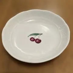 【リチャード・ジノリ】イタリア製　チェリーのイラストの皿