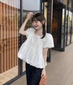 hinari リボン付きパフブラウスのサムネイル