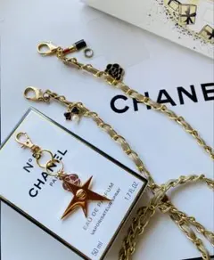 CHANEL _2025 ホリデー限定　彗星チャーム_＆ ショルダーストラップ