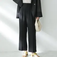 URBAN RESEARCH センタープレスストレートパンツ