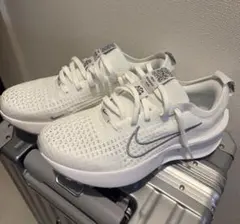 NIKE インタラクトラン 白 24cm