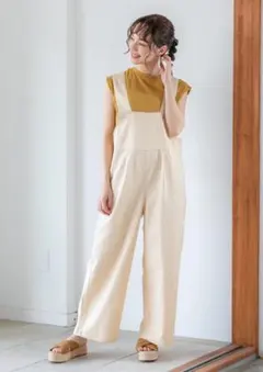美品アイボリー ワイドサロペット オーバーオールのサムネイル