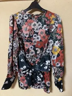 【zara basic】光沢ブラウス