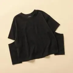 【新品タグ付き】BREEZE ブリーズ カットアウト ロンT ブラック 130のサムネイル