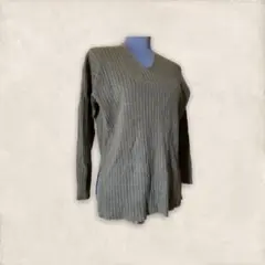 GUジーユー　長袖カットソー　ニットシャツ