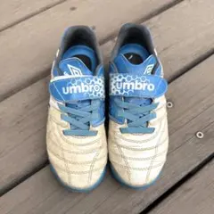 umbro アンブロ サッカー トレーニングシューズ 19 ジュニア 子供