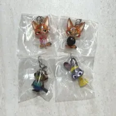 新品未使用　ディズニー　ズートピア2 めじるしアクセサリー　4点　セミコンプ