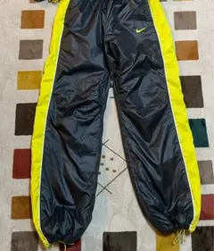 NIKE ナイキ　ナイロン トラックパンツ ドローコードあり