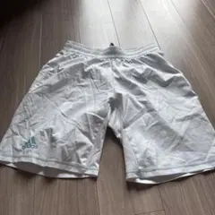 adidas ハーフパンツ ホワイト ライトブルーのサムネイル