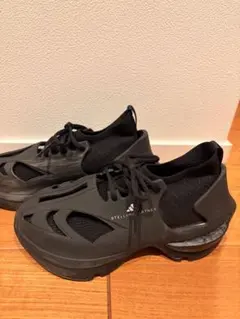 adidas by Stella McCartney スニーカーのサムネイル