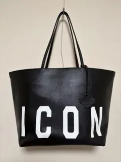 DSQUARED2チャーム付きレザートートバッグのサムネイル