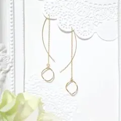 ひねりフープアメリカンピアス