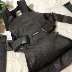 美品　ベビービョルン ベビーキャリア　ワン　抱っこ紐　メッシュ　ブラウン