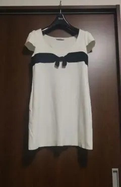 ■フォクシー★定価4万円程度★綺麗★サマーニットトップスのサムネイル
