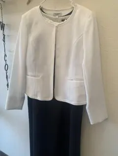 美品Raspberry Beret ホワイトジャケット 17号　パンツセット