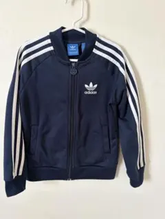 adidasトラックジャケット　120