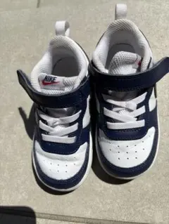 Nike ネイビー/ホワイト スニーカー