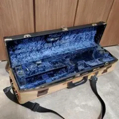 Item thumbnail for item fd6de1e7-006e-4c1e-a18a-01e0d496515c